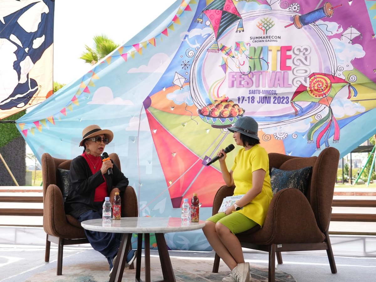 Ibu Endang Sudrajat (Pendiri Museum Layang-layang Indonesia)