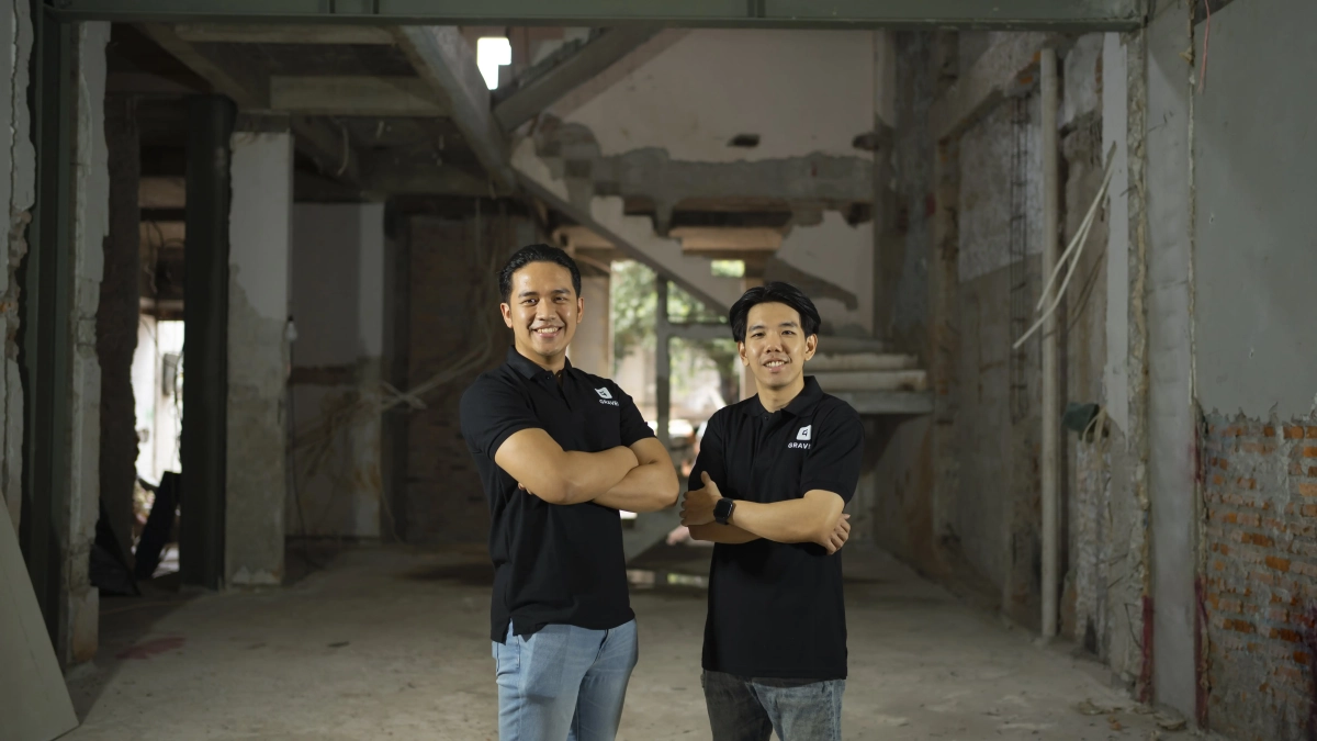 Kiri ke kanan: Georgi Ferdwindra Putra (Co-Founder dan Co-Chief Executive Officer), Fredy Yanto (Co-Founder dan Co-Chief Executive Officer Gravel)